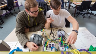 Die Zukunft mitgestalten: Zum Beispiel mit der Studienrichtungen Elektrische Energiesystemtechnik.