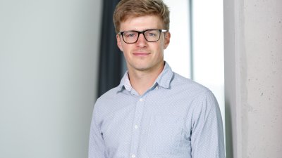 Ein Porträtfoto von Paul Meyer