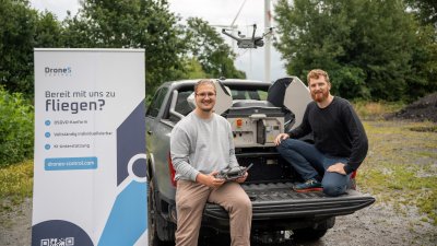 Wenden Informatik an: David de Temple und Henning Norden (li) haben eine Drohnen-Management-Software entwickelt. 