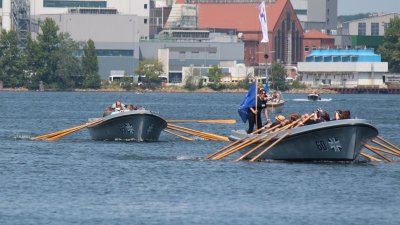 Zwei Kutter auf dem Wasser 