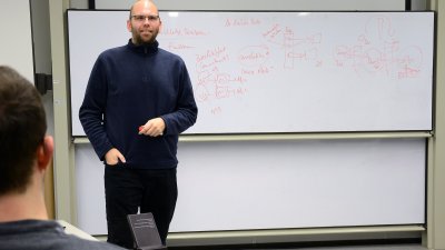 Kai Petersen, Professor an der Hochschule Flensburg, gehört zu den weltweit produktivsten Software-Entwicklern. 