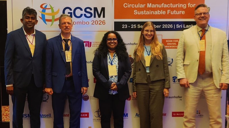 Brandenburg mit Biman Hettiarachchi und Jayani Sudusinghe von der University of Moratuwa sowie Stefan Seuring und Franziska Deicke von der Universität Kassel auf der GCSM Conference