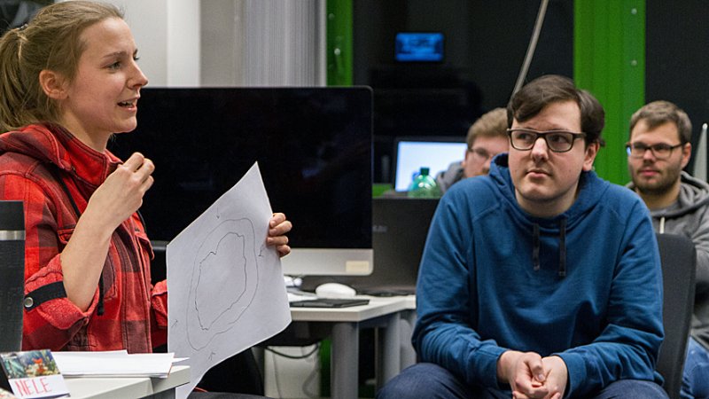 13 Studierende der Hochschule Flensburg entwickeln analoge und digitale Spiele.