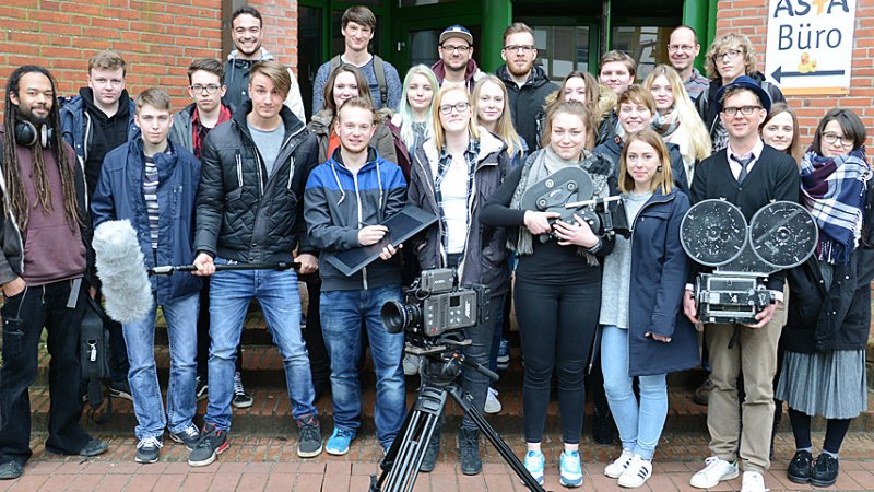 Schüler und Schülerinnen der Eckener Schule arbeiteten eine Woche mit den Lehrenden und Studierenden der Medieninformatik.