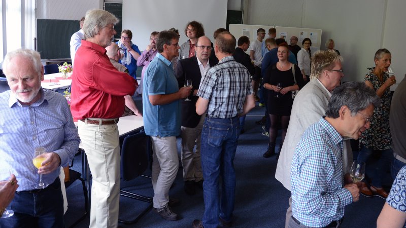 Viele Gäste aus der Hochschule folgten der Einladung von Hans-Werner Lang.