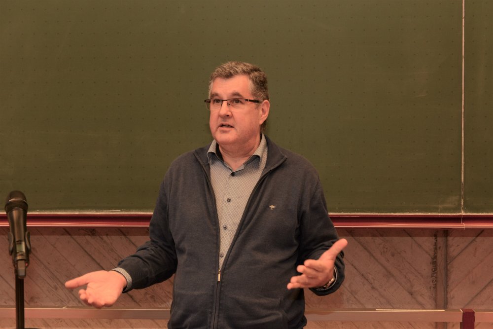 Prof. Dr. Peter John