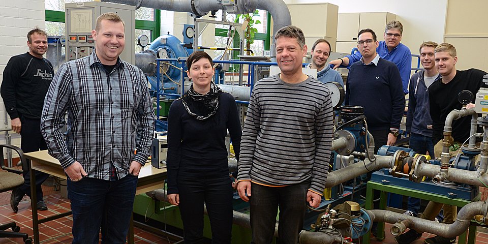  Masterstudenten der Universität Odense im Labor in Flensburg, 