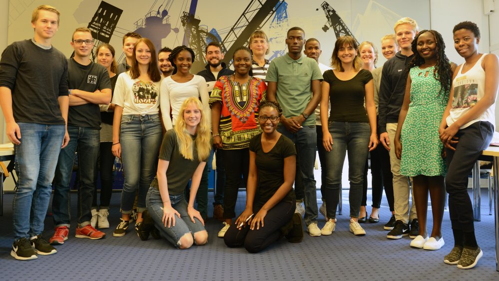 Das International Office der Hochschule Flensburg begrüßte die Studierenden aus dem Ausland im Senatssitzungssaal. 