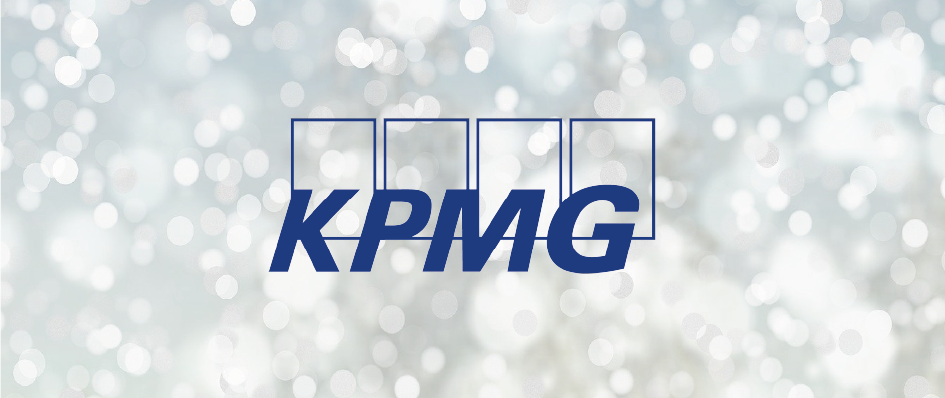 Weihnachtlicher Hintergrund mit KPMG-Firmenlogo drauf.