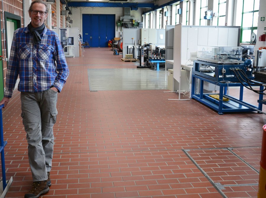 Torsten Steffen in der Maschinenhalle.