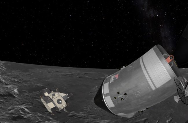 In der Mondumlaufbahn