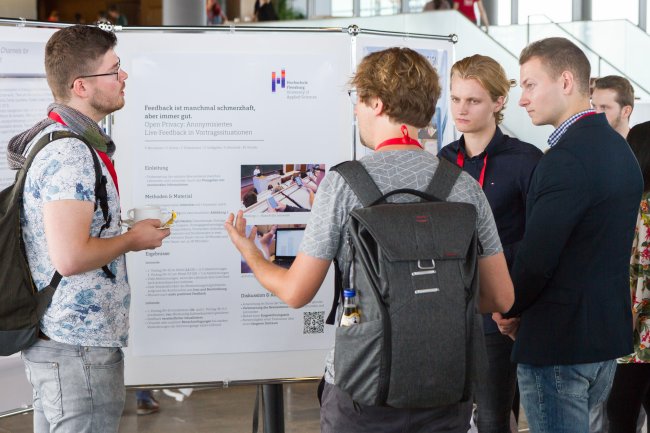 Erfolgreicher Messeauftritt: Die Hochschulstudierenden auf der Mensch und Computer