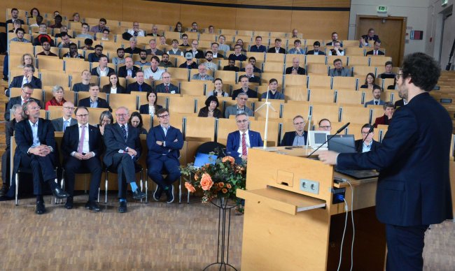 Prof. Dr. David Schlipf hielt seine Antrittsvorlesung.