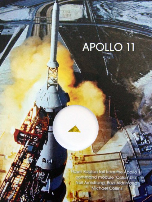 Preis vom Mond: Rainer Christiansen wurde mit einem Teil der Kommandokapsel von Apollo 11 ausgezeichnet.