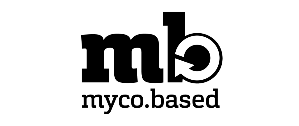 Logo, bestehend aus einem m und einem b mit einem integrierten Kreislaufpfeil, darunter der Schriftzug myco.based.
