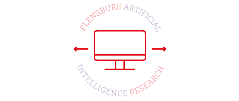 Grafik: Monitor mit Pfeilen, die nach links und rechts zeigen, sowie rundum laufender Text: Flensburg Artificial Intelligence Research