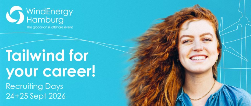 Blauer Hintergrund mit Foto einer jungen Frau mit wehendem Haar und Text: WindEnergy Hamburg - The global on & offshore event. Tailwind for your career! Recruiting days 24 + 25 Sept 2026.