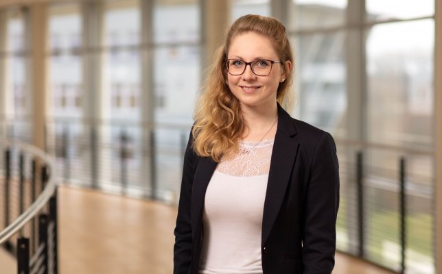 Porträtfoto: Hannah Gaede im audimax